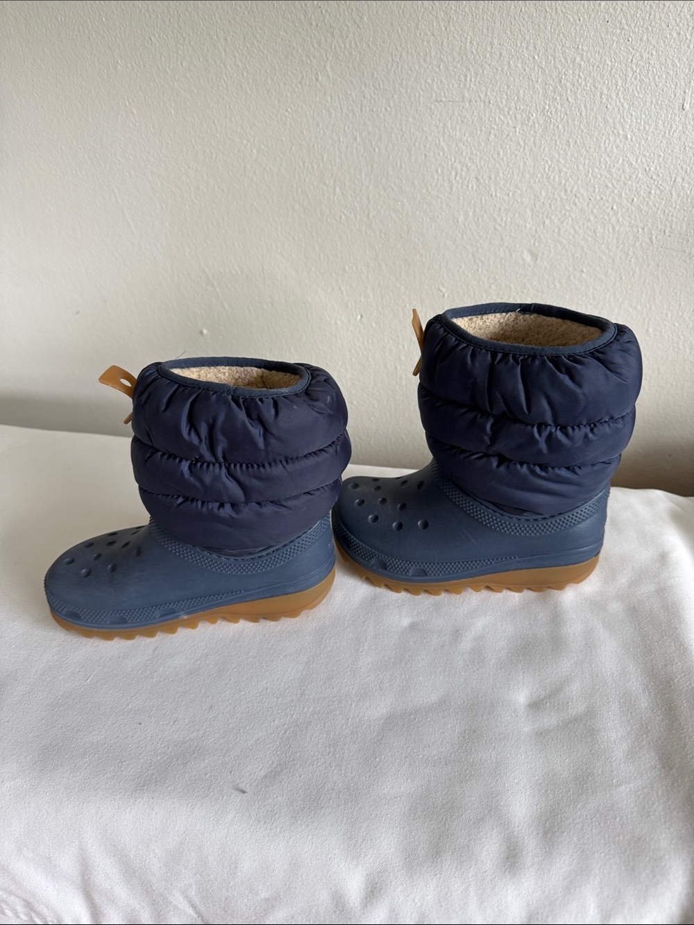 CROCS Kids Navy Gum Neo Puffer Snow Boots Sz 11C - Picture 3 of 7